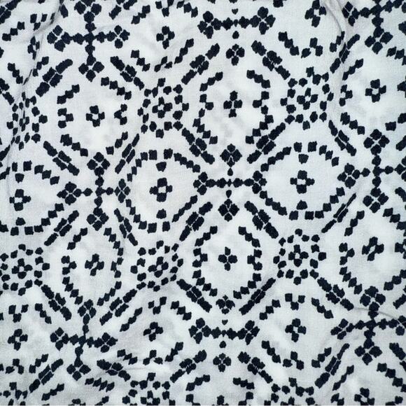 Eberjey White and Black Flowy Scoop Neck Tunic Top with Wide Sleeves Med / Large - Picture 4 of 6